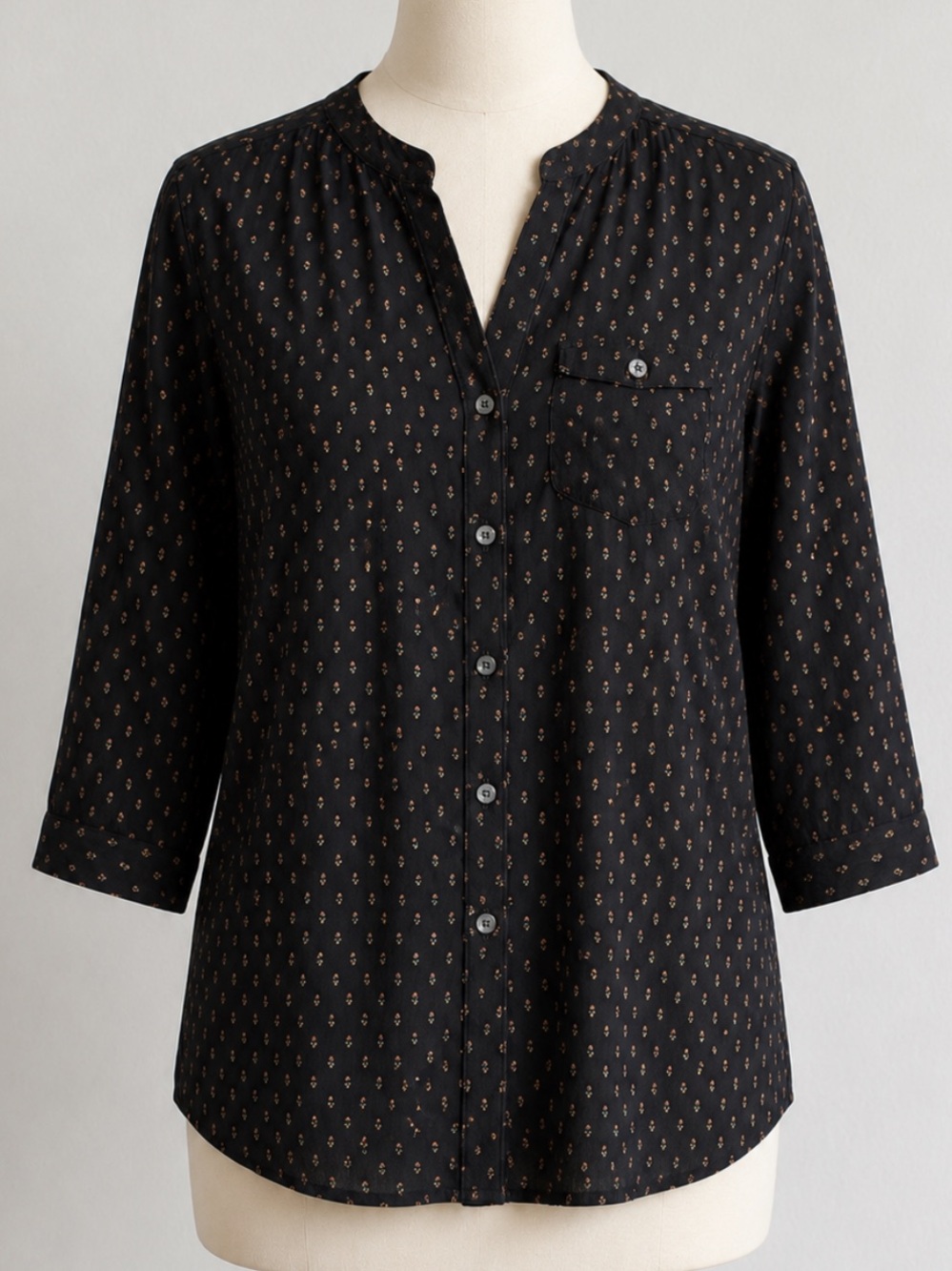 Free People Black Printed Button-Front Blouse – Size Small